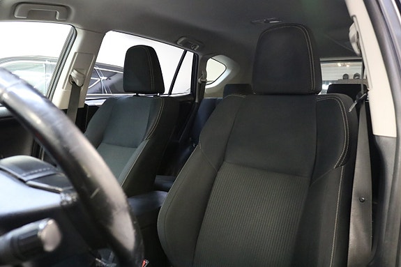 Toyota RAV4 12 of 22
