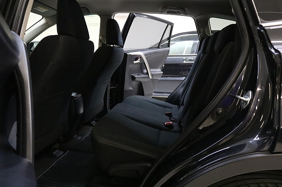 Toyota RAV4 14 of 22