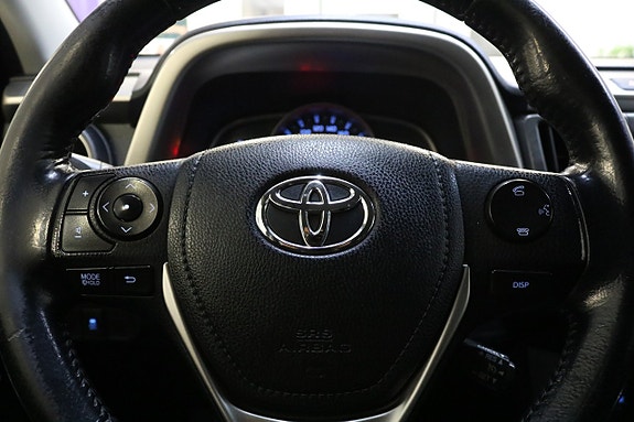 Toyota RAV4 16 of 22