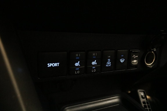 Toyota RAV4 21 of 22