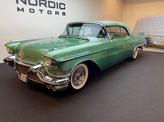 Cadillac Eldorado Biarritz 2 of 13