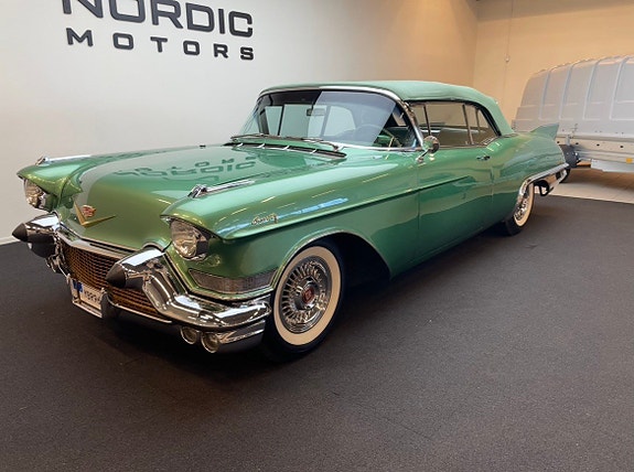 Cadillac Eldorado Biarritz 2 of 13