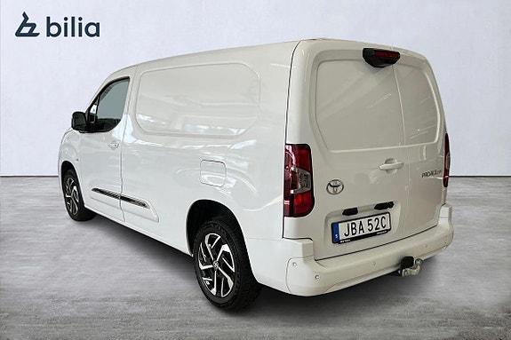 Toyota Proace City 2 of 5