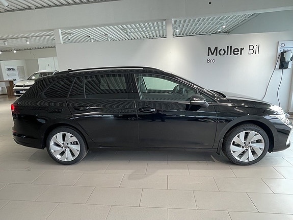 Volkswagen Golf I 2 of 14