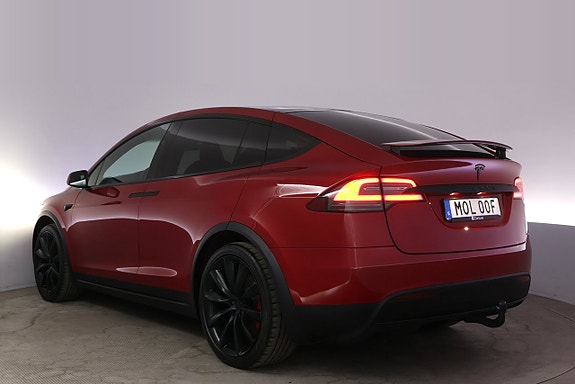 Tesla Model X 4 of 5