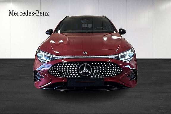 Mercedes-Benz CLA35 5 of 5