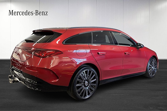 Mercedes-Benz CLA35 4 of 5