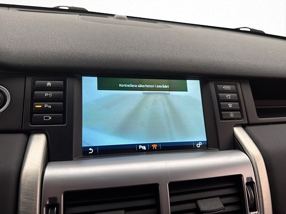 Land Rover Discovery Sport 19 of 30