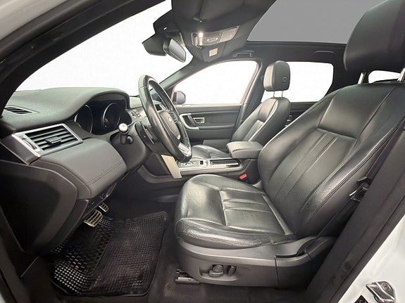 Land Rover Discovery Sport 12 of 30