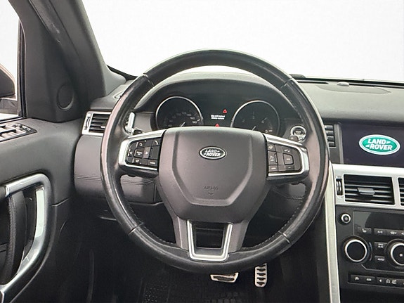 Land Rover Discovery Sport 14 of 30