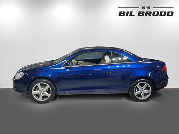 Volkswagen Eos 4 of 5