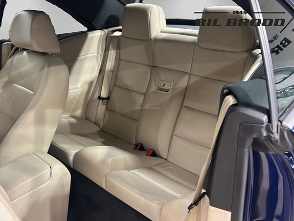 Volkswagen Eos 9 of 17