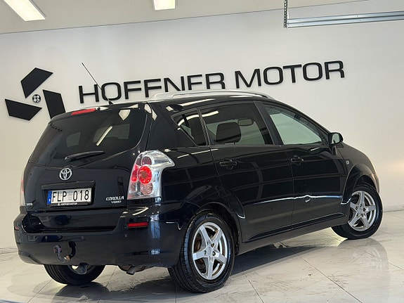 Toyota Corolla Verso 7 of 20