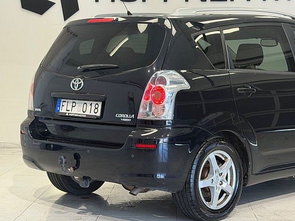 Toyota Corolla Verso 6 of 20