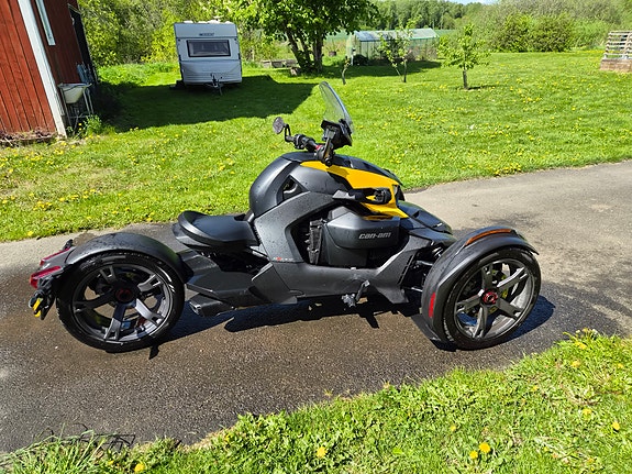 Can-Am Ryker 2 of 3