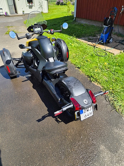 Can-Am Ryker 3 of 3