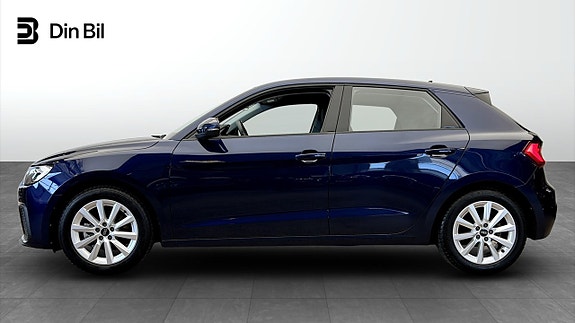Audi A1 2 of 5