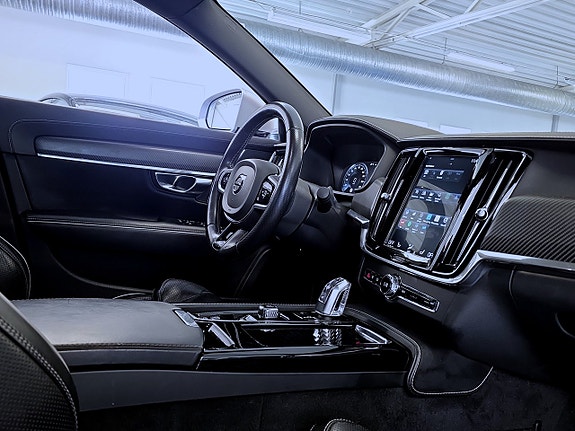 Volvo S90 16 of 20