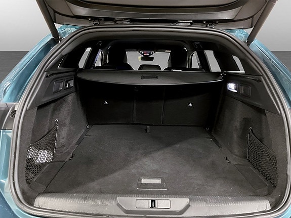 Peugeot 308 SW 21 of 21