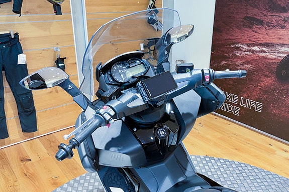 BMW C 650 GT |Highline Package|Side View Assist|Navigator|Toppbox| 11 of 15
