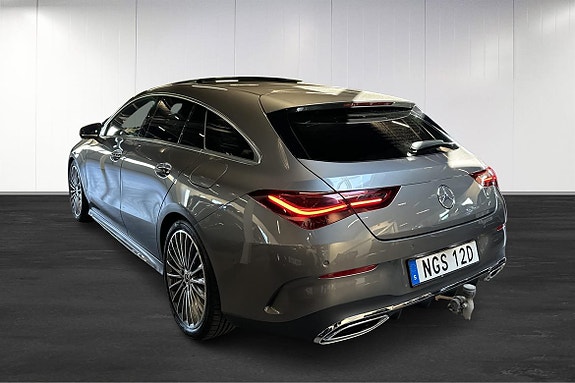 Mercedes-Benz CLA200 3 of 5