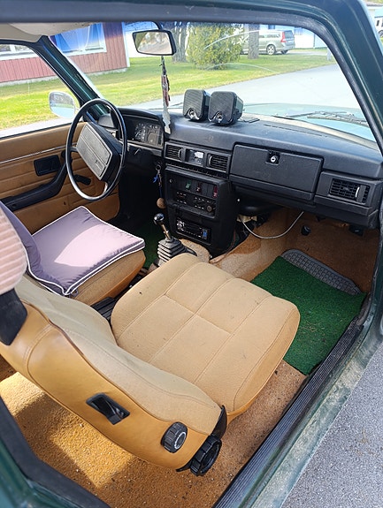 Volvo 242 3 of 5