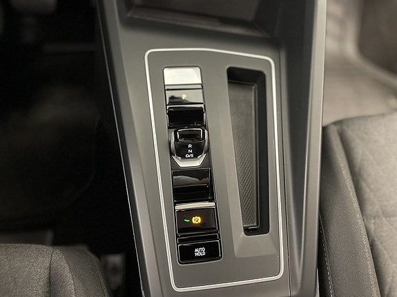 Volkswagen Golf I 17 of 17
