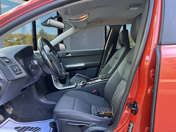 Volvo V50 9 of 21