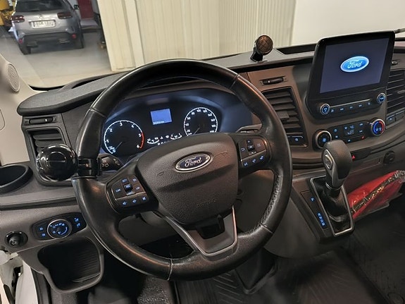 Ford Transit 7 of 10