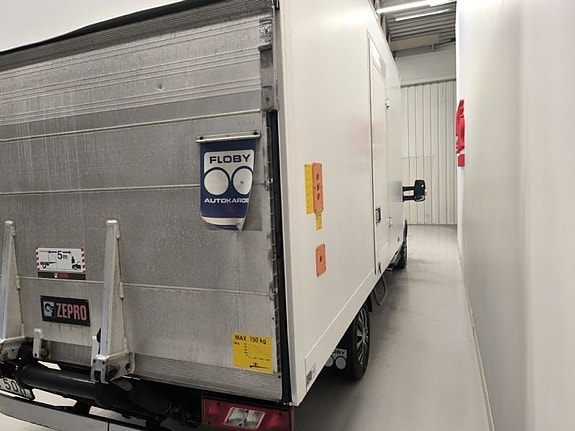 Ford Transit 4 of 5