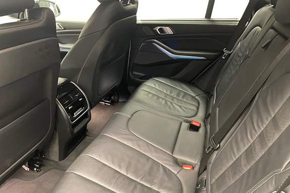 BMW X5 8 of 12