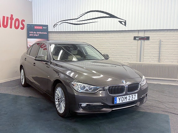 BMW 318d 3 of 5