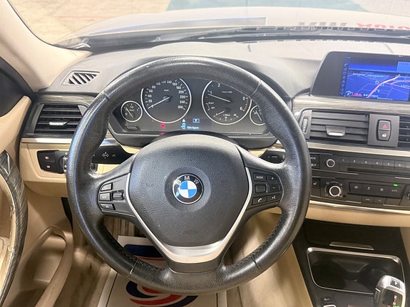 BMW 318d 13 of 14