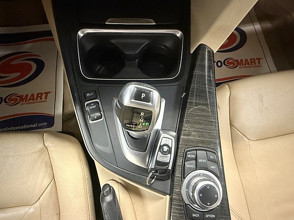 BMW 318d 11 of 14