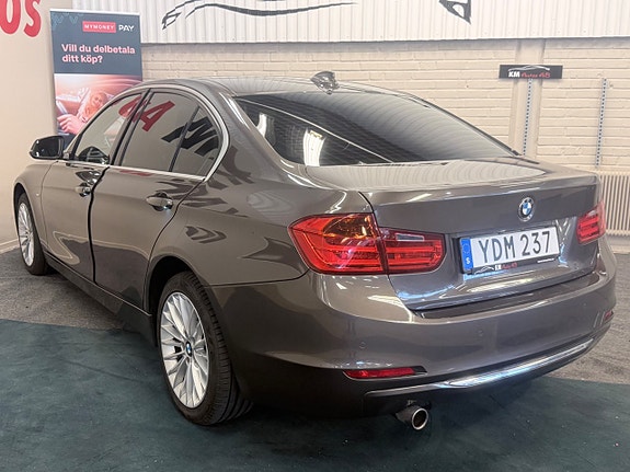 BMW 318d 7 of 14