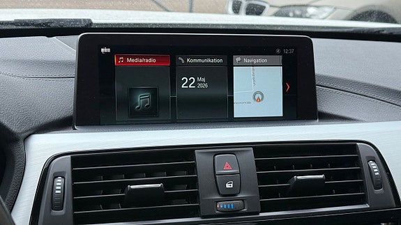 BMW 320d 16 of 30