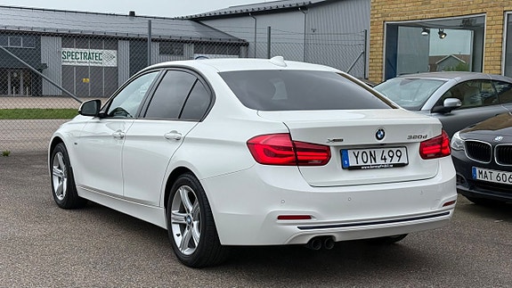BMW 320d 6 of 30