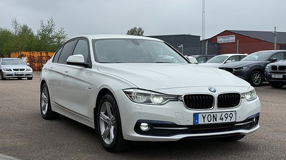 BMW 320d 3 of 5