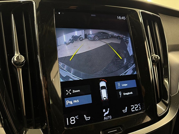 Volvo V60 Cross Country 13 of 20