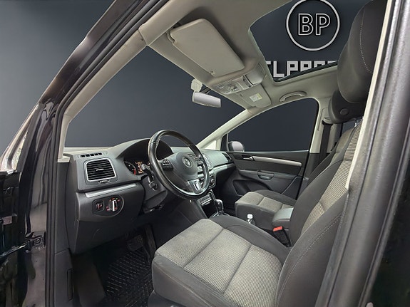Volkswagen Sharan 7 of 17