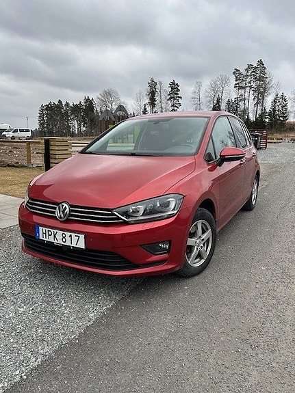Volkswagen Golf Sportsvan 4 of 4