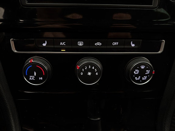 Volkswagen Golf I 19 of 24