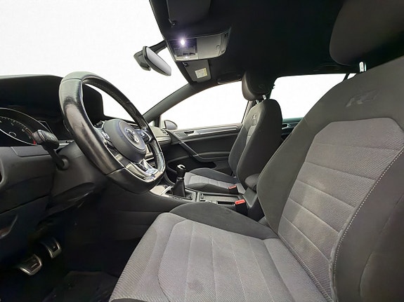 Volkswagen Golf I 11 of 24