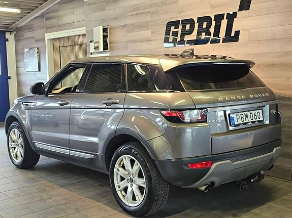 Land Rover Range Rover Evoque 3 of 5