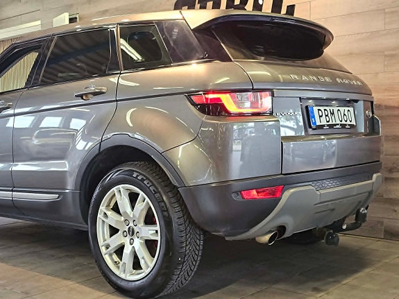 Land Rover Range Rover Evoque 5 of 5