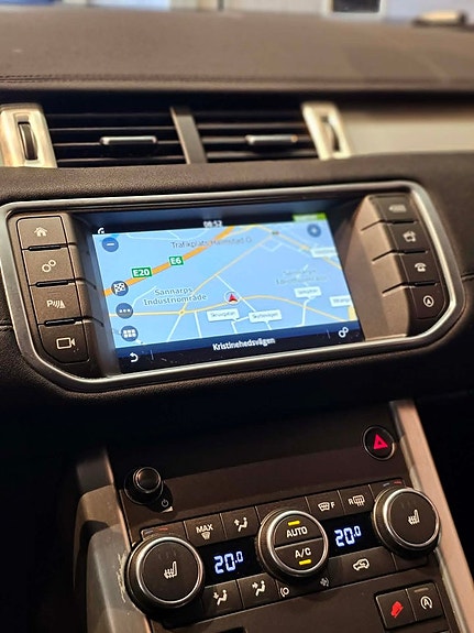 Land Rover Range Rover Evoque 14 of 21