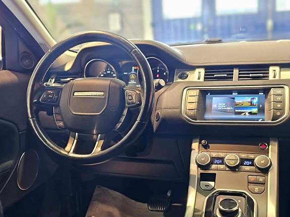 Land Rover Range Rover Evoque 13 of 21