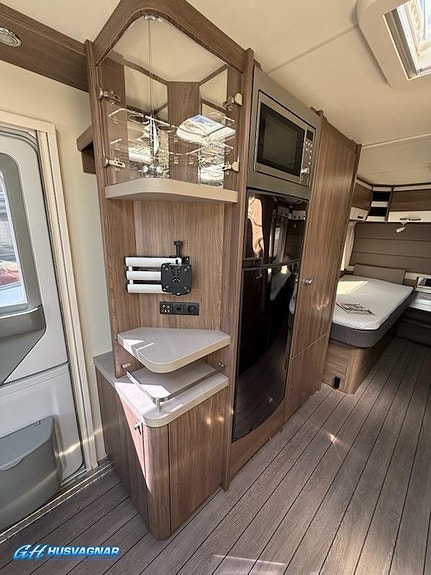 Knaus 590 UE Südwind 6 of 11