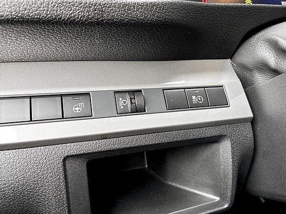 Opel Vivaro 9 of 15