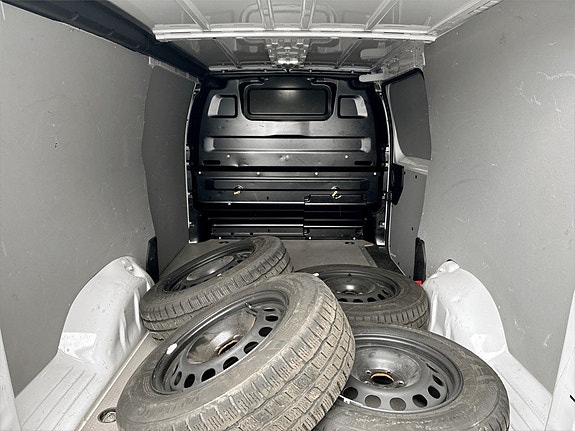 Opel Vivaro 14 of 15